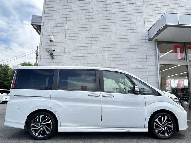 ホンダ ステップワゴン スパーダ クルスピセンシング 埼玉県 2016(平28)年 5.6万km パール ワンオーナー/ホンダセンシング/衝突軽減ブレーキ/追従クルーズコントロール/レーンキープ/純正ナビゲーション/CD/DVD/BT/DTV/バックカメラ/ハーフレザーシート/シートヒーター/ウインカードアミラー/７人乗りキャプテンシート/LEDヘッドライト/アイドリングストップ/スマートキー/スペアキー/ドライブレコーダー/ETC/新車保証書