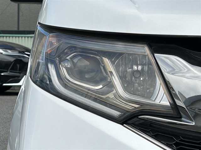 ホンダ ステップワゴン スパーダ クルスピセンシング 埼玉県 2016(平28)年 5.6万km パール ワンオーナー/ホンダセンシング/衝突軽減ブレーキ/追従クルーズコントロール/レーンキープ/純正ナビゲーション/CD/DVD/BT/DTV/バックカメラ/ハーフレザーシート/シートヒーター/ウインカードアミラー/７人乗りキャプテンシート/LEDヘッドライト/アイドリングストップ/スマートキー/スペアキー/ドライブレコーダー/ETC/新車保証書