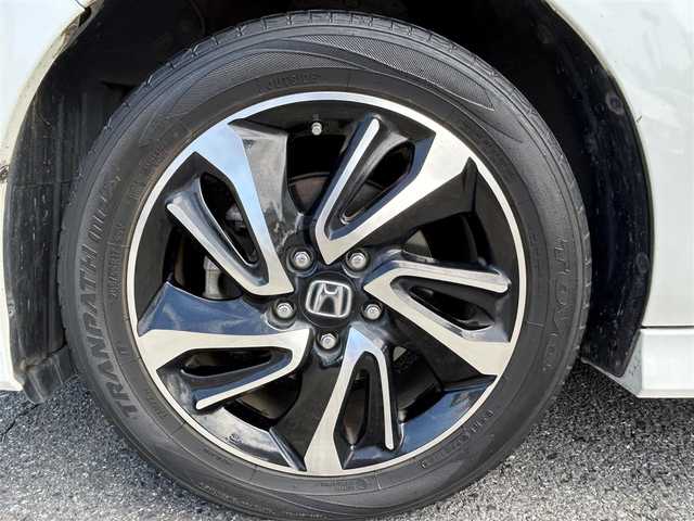 ホンダ ステップワゴン スパーダ クルスピセンシング 埼玉県 2016(平28)年 5.6万km パール ワンオーナー/ホンダセンシング/衝突軽減ブレーキ/追従クルーズコントロール/レーンキープ/純正ナビゲーション/CD/DVD/BT/DTV/バックカメラ/ハーフレザーシート/シートヒーター/ウインカードアミラー/７人乗りキャプテンシート/LEDヘッドライト/アイドリングストップ/スマートキー/スペアキー/ドライブレコーダー/ETC/新車保証書