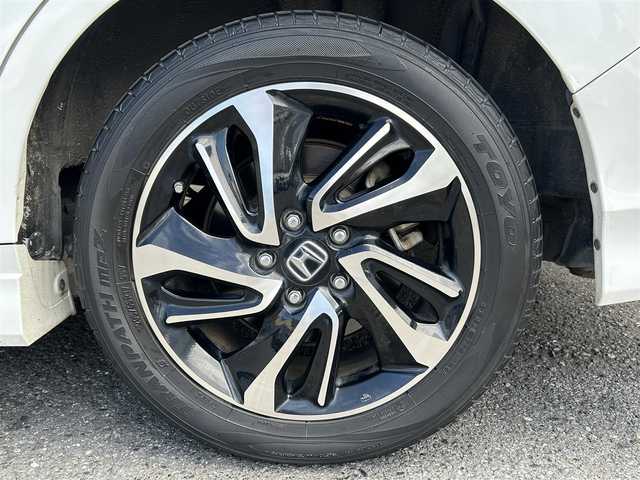 ホンダ ステップワゴン スパーダ クルスピセンシング 埼玉県 2016(平28)年 5.6万km パール ワンオーナー/ホンダセンシング/衝突軽減ブレーキ/追従クルーズコントロール/レーンキープ/純正ナビゲーション/CD/DVD/BT/DTV/バックカメラ/ハーフレザーシート/シートヒーター/ウインカードアミラー/７人乗りキャプテンシート/LEDヘッドライト/アイドリングストップ/スマートキー/スペアキー/ドライブレコーダー/ETC/新車保証書