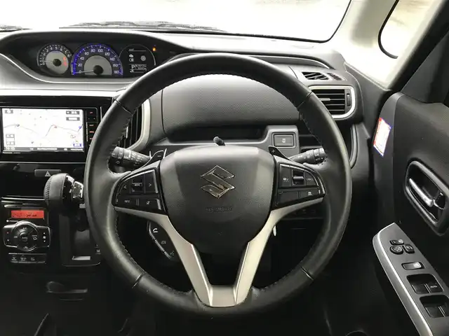 スズキ ソリオ バンディット HV MV 富山県 2020(令2)年 8.3万km プレミアムシルバーメタリック 4WD/スタッドレス積込み/純正ナビ/フルセグTV/Bluetooth/全周囲カメラ/ドライブレコーダー/衝突被害軽減ブレーキ/コーナーセンサー/レーンキープアシスト/プッシュスタート/スマートキー/シートヒーター/革巻きステアリング/ステアリングスイッチ/LEDヘッドライト/オートライト/ETC