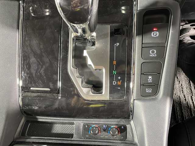 トヨタ アルファード S Cパッケージ 沖縄県 2022(令4)年 4.5万km ホワイトパールクリスタルシャイン 県外仕入　/禁煙車　/純正９インチナビ　/サンルーフ　/純正フリップダウンモニター　/両側パワースライドドア　/プリクラッシュセーフティ　/パワーバックドア　/追従クルーズコントロール/前後ドライブレコーダー　/電動リアゲート/クリアランスソナー/シートベンチレーション/ステアリングヒーター/ステアリングリモコン/レザーシート