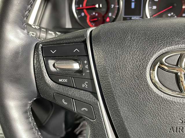 トヨタ アルファード S Cパッケージ 沖縄県 2022(令4)年 4.5万km ホワイトパールクリスタルシャイン 県外仕入　/禁煙車　/純正９インチナビ　/サンルーフ　/純正フリップダウンモニター　/両側パワースライドドア　/プリクラッシュセーフティ　/パワーバックドア　/追従クルーズコントロール/前後ドライブレコーダー　/電動リアゲート/クリアランスソナー/シートベンチレーション/ステアリングヒーター/ステアリングリモコン/レザーシート