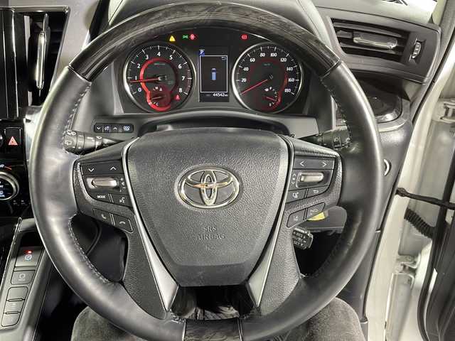 トヨタ アルファード S Cパッケージ 沖縄県 2022(令4)年 4.5万km ホワイトパールクリスタルシャイン 県外仕入　/禁煙車　/純正９インチナビ　/サンルーフ　/純正フリップダウンモニター　/両側パワースライドドア　/プリクラッシュセーフティ　/パワーバックドア　/追従クルーズコントロール/前後ドライブレコーダー　/電動リアゲート/クリアランスソナー/シートベンチレーション/ステアリングヒーター/ステアリングリモコン/レザーシート