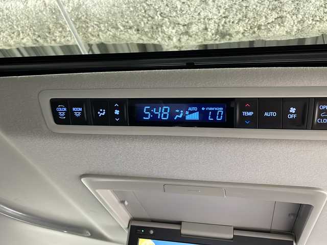 トヨタ アルファード S Cパッケージ 沖縄県 2022(令4)年 4.5万km ホワイトパールクリスタルシャイン 県外仕入　/禁煙車　/純正９インチナビ　/サンルーフ　/純正フリップダウンモニター　/両側パワースライドドア　/プリクラッシュセーフティ　/パワーバックドア　/追従クルーズコントロール/前後ドライブレコーダー　/電動リアゲート/クリアランスソナー/シートベンチレーション/ステアリングヒーター/ステアリングリモコン/レザーシート