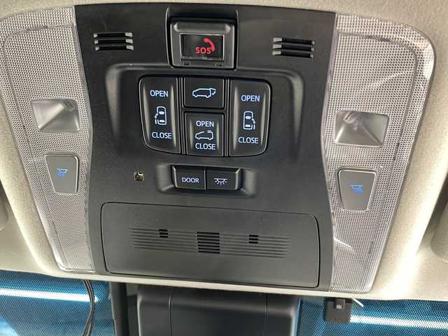 トヨタ アルファード S Cパッケージ 沖縄県 2022(令4)年 4.5万km ホワイトパールクリスタルシャイン 県外仕入　/禁煙車　/純正９インチナビ　/サンルーフ　/純正フリップダウンモニター　/両側パワースライドドア　/プリクラッシュセーフティ　/パワーバックドア　/追従クルーズコントロール/前後ドライブレコーダー　/電動リアゲート/クリアランスソナー/シートベンチレーション/ステアリングヒーター/ステアリングリモコン/レザーシート