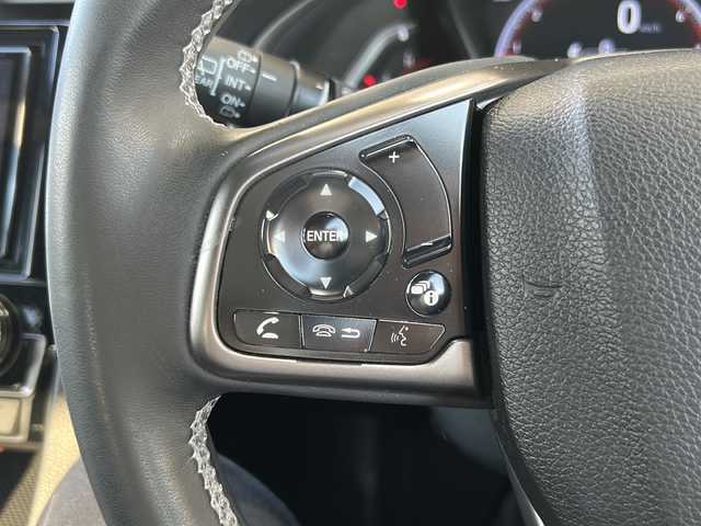 ホンダ シビック ハッチバック 静岡県 2020(令2)年 1.5万km ソニックグレーパール ナビ/・ラジオ/フルセグTV/・USB/HDMI/AUX/CD/DVD/Bluetooth/主要装備/・ドライブレコーダー　/・ＥＴＣ２．０　/・バックカメラ　/・ＬＥＤヘッドライト　/・パワーシート　/・レーダークルーズコントロール　/・スマートキー　/・ステアリングリモコン　/・ハーフレザーシート　/・ヒーテッドドアミラー　/・純正アルミホイール/・ホールド/・シートヒーター/・レーンキープアシスト/・オートライト/・オートハイビーム/・プッシュスタート