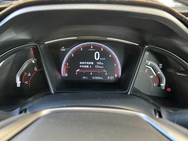 ホンダ シビック ハッチバック 静岡県 2020(令2)年 1.5万km ソニックグレーパール ナビ/・ラジオ/フルセグTV/・USB/HDMI/AUX/CD/DVD/Bluetooth/主要装備/・ドライブレコーダー　/・ＥＴＣ２．０　/・バックカメラ　/・ＬＥＤヘッドライト　/・パワーシート　/・レーダークルーズコントロール　/・スマートキー　/・ステアリングリモコン　/・ハーフレザーシート　/・ヒーテッドドアミラー　/・純正アルミホイール/・ホールド/・シートヒーター/・レーンキープアシスト/・オートライト/・オートハイビーム/・プッシュスタート