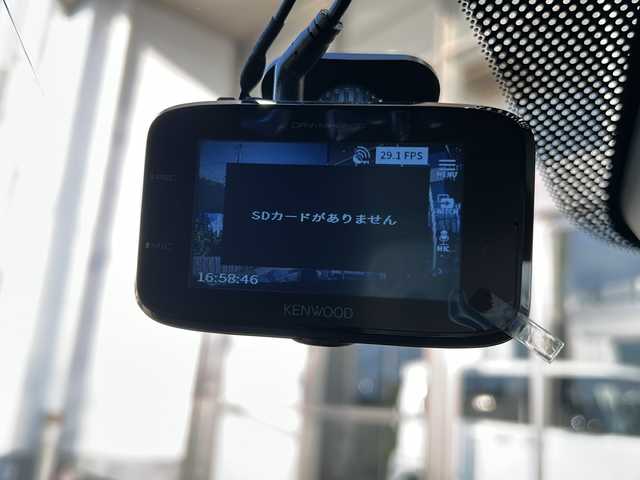 ホンダ シビック ハッチバック 静岡県 2020(令2)年 1.5万km ソニックグレーパール ナビ/・ラジオ/フルセグTV/・USB/HDMI/AUX/CD/DVD/Bluetooth/主要装備/・ドライブレコーダー　/・ＥＴＣ２．０　/・バックカメラ　/・ＬＥＤヘッドライト　/・パワーシート　/・レーダークルーズコントロール　/・スマートキー　/・ステアリングリモコン　/・ハーフレザーシート　/・ヒーテッドドアミラー　/・純正アルミホイール/・ホールド/・シートヒーター/・レーンキープアシスト/・オートライト/・オートハイビーム/・プッシュスタート