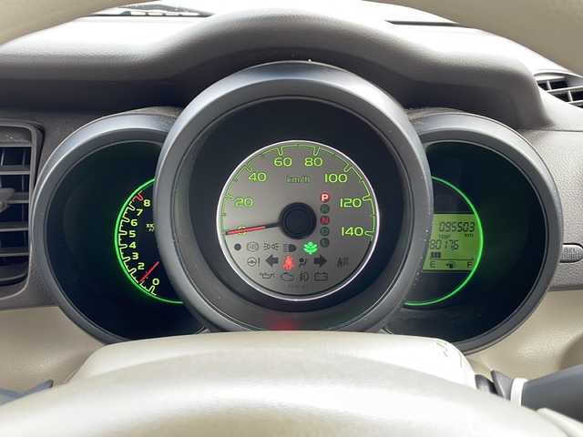 ホンダ Ｎ ＢＯＸ G Lパッケージ 新潟県 2013(平25)年 9.6万km プレミアムホワイトパール 4WD/CD/AUX/片側パワースライドドア/ベンチシート/ステアリングスイッチ/スマートキー/プッシュスタート/純正14インチアルミホイール