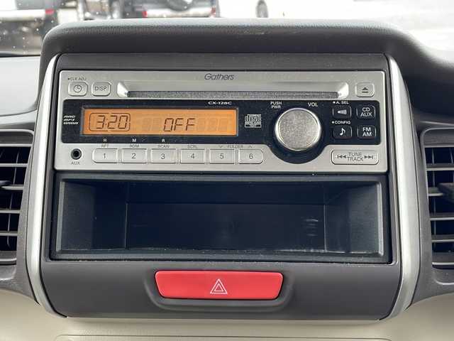 ホンダ Ｎ ＢＯＸ G Lパッケージ 新潟県 2013(平25)年 9.6万km プレミアムホワイトパール 4WD/CD/AUX/片側パワースライドドア/ベンチシート/ステアリングスイッチ/スマートキー/プッシュスタート/純正14インチアルミホイール