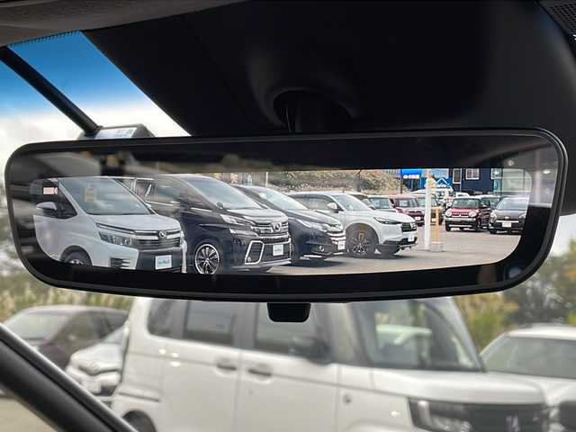 ホンダ フィット e:HEVホーム カーサ 青森県 2021(令3)年 3.1万km プラチナホワイトパール ・4WD/・寒冷地仕様/・コンフォートビューパッケージ/・純正ギャザーズナビ/・Bluetooth/・フルセグTV/・バックカメラ/・衝突軽減ブレーキ/・レーンキープアシスト/・レーダークルーズコントロール/・ドライブレコーダー/・コーナーセンサー/・ワイパーデアイサ/・オートマチックハイビーム/・シートヒーター/・スマートキー/・スペアキーあり/・USB端子/・ETC/・純正LEDヘッドライト/・純正16AW