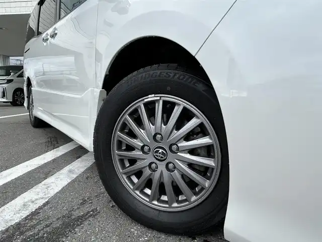 トヨタ ヴォクシー ZS 煌Ⅱ 福岡県 2016(平28)年 8.3万km ホワイトパールクリスタルシャイン アルパイン9型ナビ【フルセグTV/CD/DVD/Bluetooth】 バックカメラ ビルトインETC トヨタセーフティセンス  オートマチックハイビーム フリップダウンモニター 両側パワースライドドア 純正15インチAW 純正フロアマット オートライト LEDヘッドライト LEDフォグ プッシュスタート スマートキー