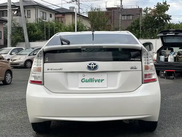 トヨタ プリウス G 熊本県 2009(平21)年 8.9万km ホワイトパールクリスタルシャイン 純正CDオーディオ/【AM/FM/CD/AUX】/クルーズコントロール/オートライト/純正15インチAW/プッシュスタート/スマートキー/ウィンカーミラー/純正フロアマット/純正バイザー/ETC/革巻きステアリング/ステアリングスイッチ