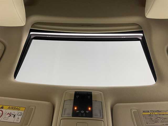 トヨタ ランドクルーザー プラド TX Lパッケージ 道央・札幌 2017(平29)年 4万km ホワイトパールクリスタルシャイン ・４ＷＤ/・サンルーフ/・寒冷地仕様/・純正ナビ/・BT/CD/AM/FM/・フルセグTV/・バックカメラ/・ダウンヒルアシスト/・ＭＴモード/・パワーシート/・シートヒーター/・レザーシート/・純正フロアマット/・ドライブレコーダー/・ＥＴＣ/・クルーズコントロール/・ＬＥＤヘッドライト/・オートライト/・オートエアコン/・社外エンジンスターター/・