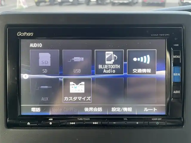 ホンダ Ｎ ＢＯＸ カスタム G L ホンダセンシング 福島県 2020(令2)年 5.2万km プラチナホワイトパール ホンダセンシング/衝突軽減ブレーキ〈CMBS〉/誤発進抑制機能/歩行者事故低減ステアリング/先行車発進お知らせ機能/標識認識機能/路外逸脱抑制機能/アダプティブクルーズコントロール〈ACC〉/車線維持支援システム〈LKAS〉/後方誤発進抑制機能/オートハイビーム/純正ナビゲーション/型番：VXM-195VFi/【CD/DVD/SD/USB/BT/TV】/バックカメラ/ビルトインETC/片側電動スライドドア/前席シートヒーター/ステアリングリモコン/LEDオートライト/LEDフォグランプ/リアドアシェード/純正フロアマット/ドアバイザー