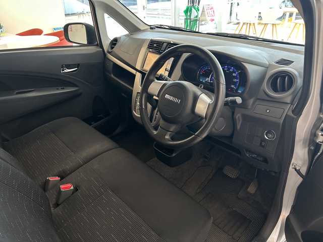 ダイハツ ムーヴ カスタム RS 岐阜県 2013(平25)年 4.9万km ブライトシルバーメタリック 純正7インチナビ/プッシュスタート/ウィンカーミラー/フォグ/スマートキー/キセノンヘッドライト/純正アルミホイール/オートライト/取説/BIuetooth/バックモニター/フルセグ/純正マット