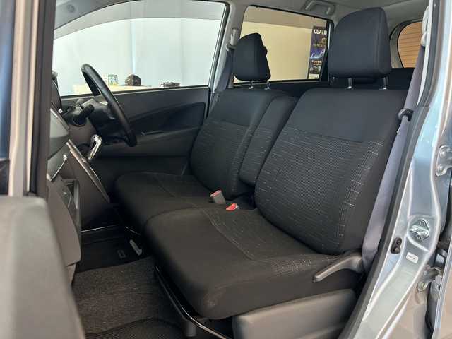 ダイハツ ムーヴ カスタム RS 岐阜県 2013(平25)年 4.9万km ブライトシルバーメタリック 純正7インチナビ/プッシュスタート/ウィンカーミラー/フォグ/スマートキー/キセノンヘッドライト/純正アルミホイール/オートライト/取説/BIuetooth/バックモニター/フルセグ/純正マット