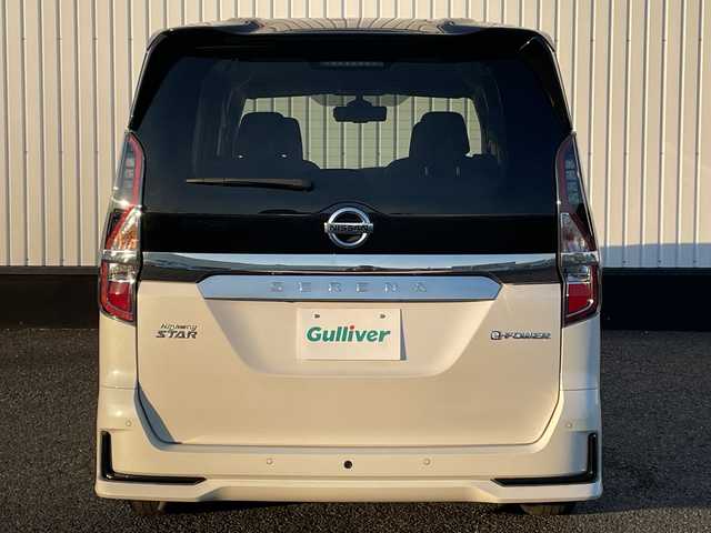 日産 セレナ e－パワー ハイウェイスター V 千葉県 2022(令4)年 3.1万km ブリリアントホワイトパール 2トーン 純正10インチナビ/(フルセグTV/BT/CD/DVD/FM/AM/Blu-ray)/全周囲カメラ/デジタルインナーミラー/ナビ連動ドライブレコーダー/純正フリップダウンモニター/プロパイロット/衝突被害軽減システム/車線逸脱警報/両側パワースライドドア/ハンズフリーオートスライドドア/横滑り防止装置/ETC/アイドリングストップ/LEDヘッドライト/フォグランプ/オートライト/ウィンカーミラー/電動格納ミラー/純正15インチAW/シートリフター/スマートキー/フロアマット/スペアキー/取扱説明書/保証書
