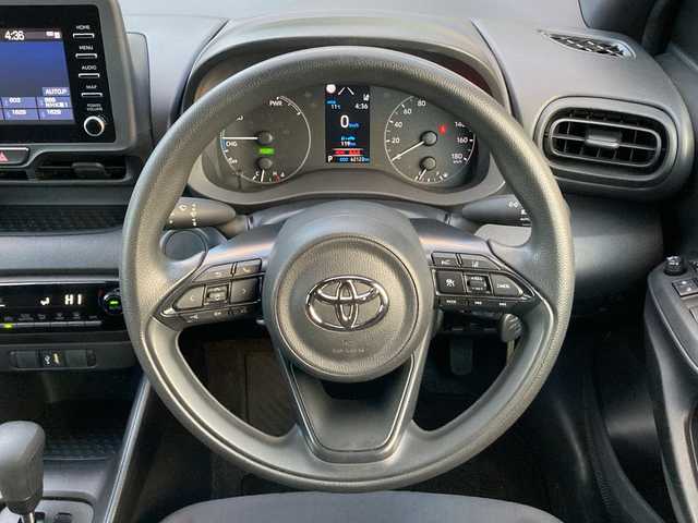 トヨタ ヤリス ハイブリッド X 愛媛県 2022(令4)年 6.3万km スーパーホワイトⅡ 純正ディスプレイオーディオ/・ナビキット/・Bluetooth/バックカメラ/トヨタセーフティセンス/追従クルーズコントロール/ステアリングスイッチ/ＬＥＤヘッドライト/オートライト/オートハイビーム/ＡＣ１００Ｖ/スマートキー/スペアキー/電格ミラー/取扱説明書/保証書