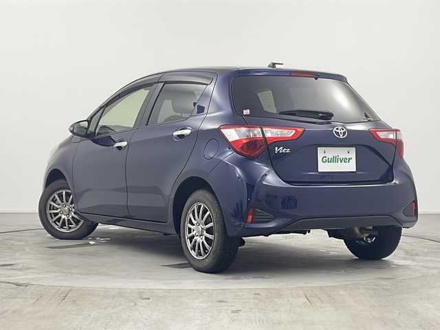 トヨタ ヴィッツ F セーフティーエディションⅡ 愛知県 2018(平30)年 6.6万km 紺 純正メモリーナビ/純正CD/ワンセグTV/ETC/スマートキー/プッシュスタート/電動ミラー/トヨタセーフティセンス/レーンキープ/純正夏タイヤ積み込み
