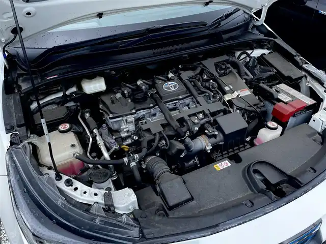 トヨタ カローラツーリング ハイブリッド ダブルバイビー 宮城県 2020(令2)年 5.3万km ホワイトパールクリスタルシャイン 純正9インチディスプレイオーディオ/フルセグ/ヘッドアップディスプレイ/ブラインドスポットモニター/バックカメラ/アダプティブ・クルーズ・コントロール/ETC2.0/前後ドライブレコーダー/ワイアレスチャージャー/オートホールド/ハーフレザーシート/シートヒーター/ステアリングスイッチ/ステアリングヒーター/社外17AW/純正17AW積/保証書/取扱説明書/スペアキー