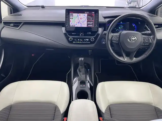 トヨタ カローラツーリング ハイブリッド ダブルバイビー 宮城県 2020(令2)年 5.3万km ホワイトパールクリスタルシャイン 純正9インチディスプレイオーディオ/フルセグ/ヘッドアップディスプレイ/ブラインドスポットモニター/バックカメラ/アダプティブ・クルーズ・コントロール/ETC2.0/前後ドライブレコーダー/ワイアレスチャージャー/オートホールド/ハーフレザーシート/シートヒーター/ステアリングスイッチ/ステアリングヒーター/社外17AW/純正17AW積/保証書/取扱説明書/スペアキー