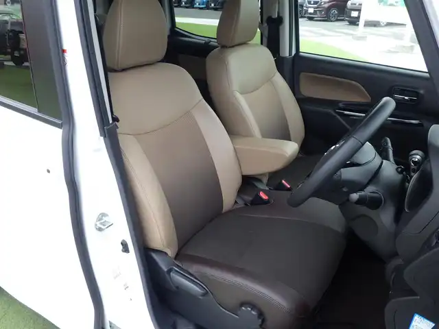 日産 デイズ ルークス HWS X Vセレクション 千葉県 2018(平30)年 2万km ホワイトパール エマージェンシーブレーキ/両側パワースライドドア/純正メモリーナビ/地デジTV/【DVD/CD再生機能　Bluetooth接続】/アラウンドビューモニター/ハーフレザーシート/ドライブレコーダー（前後撮影）/ETC/フォグライト/ウインカーミラー/コーナーセンサー/純正15インチアルミホイル/インテリジェントキー