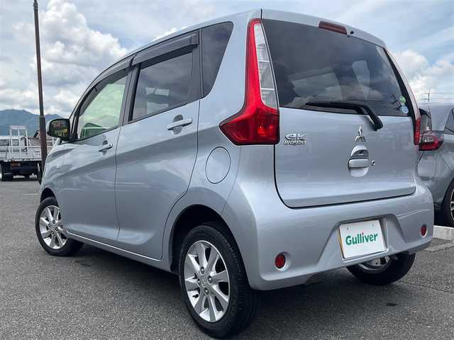 三菱 ｅＫワゴン G 滋賀県 2014(平26)年 10.9万km クールシルバーメタリック 純正14インチアルミホイール/ケンウッドナビゲーション（MDV-D406BTW）/・ワンセグTV/・CD/DVD/・Bluetooth/バックカメラ/プッシュスタート/アイドリングストップ/コーナーポール（手動伸縮式）/スペアキー