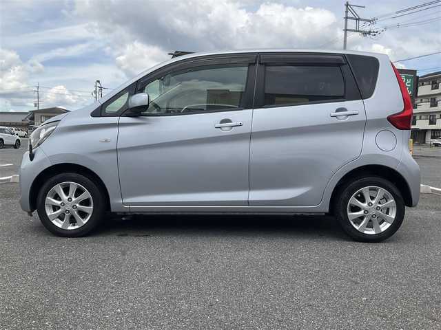 三菱 ｅＫワゴン G 滋賀県 2014(平26)年 10.9万km クールシルバーメタリック 純正14インチアルミホイール/ケンウッドナビゲーション（MDV-D406BTW）/・ワンセグTV/・CD/DVD/・Bluetooth/バックカメラ/プッシュスタート/アイドリングストップ/コーナーポール（手動伸縮式）/スペアキー