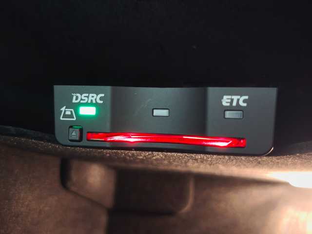 アウディ Ａ６ オールロードクワトロ 群馬県 2015(平27)年 9.3万km 茶 BOSEサウンド/サンルーフ/シートベンチレーション/20インチAW/ETC2.0/パークアシスト/Bluetooth/純正ナビ/パークアシスト/フルセグTV/コーナーセンサー