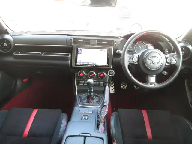 トヨタ ＧＲ８６ RZ 千葉県 2022(令4)年 1.3万km マグネタイトグレーメタリック ワンオーナー/6速MT車/純正9型SDナビ、フルセグTV/バックカメラ/純正オーディオ【DVD/CD/BT/SD】/GRパーツ/・トランクスポイラー/・エアロスタビライジングカバー/・ドアスタビライザー/・フロアマット&ドアバイザー/LEDヘッドライト(SRH)&リアフォグ/クルーズコントロール/BSD/RCTA/ハーフレザーシート/前席シートヒーター/社外前後ドライブレコーダー/スペアタイヤ/ETC、スペアキー/取扱説明書/ナビ取扱説明書/新車時保証書/トヨタ整備記録簿(R5/R6)