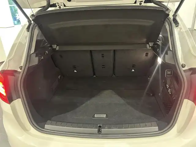 ＢＭＷ ２１８ｄ アクティブツアラー 新潟県 2016(平28)年 17.2万km アルピンホワイトⅢ バックカメラ/エンジンスタートボタン/アイドリングストップ/Bluetooth接続/TV/FM/AM/ETC/クルーズコントロール