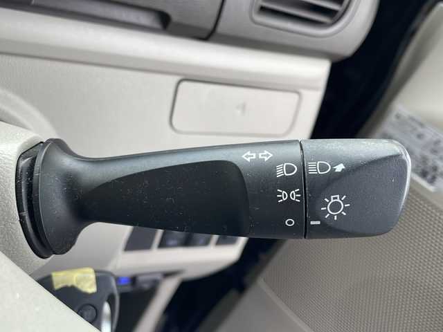 ダイハツ タント L リミテッド SAⅢ 新潟県 2019(令1)年 6.1万km ブラックマイカメタリック 純正メモリナビ:NMZKーW69D/バックカメラ/衝突軽減システム/後方コーナーセンサー/レーンキープアシスト/夏タイヤ積載/ETC/取扱説明書/保証書