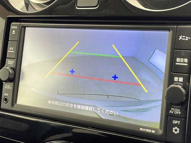 日産 ノート e－パワー X 千葉県 2019(令1)年 2.5万km ブリリアントシルバー 電動ウィンカーミラー/純正バイザー/純正マット/プッシュスタート/ＥＴＣ/純正ナビ（ＴＶ／ＣＤ／ＢＴ／ｉｐｏｄ）/バックカメラ/レーンキープアシスト/衝突軽減/ＬＥＤライト