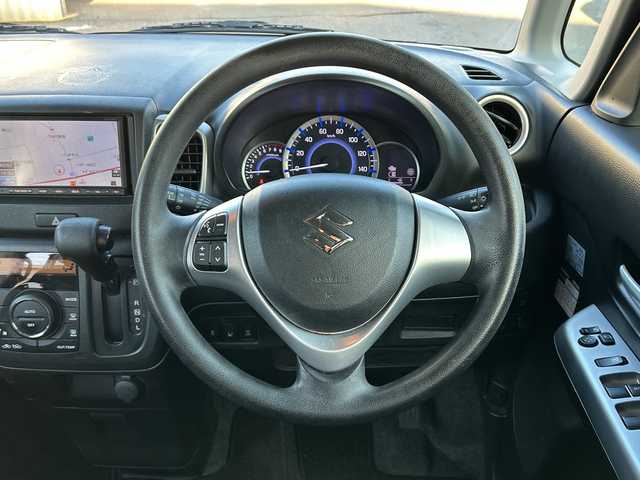 スズキ スペーシア G リミテッド 埼玉県 2017(平29)年 8.7万km クリスタルホワイトP ワンオーナー/スズキセーフティサポート/ ・衝突被害軽減ブレーキ（デュアルセンサーブレーキサポート）/ ・誤発進抑制機能/ ・車線逸脱警報/ ・ハイビームアシスト/ ・後退時ブレーキサポート/スズキ純正パナソニックメモリーナビゲーション(CN-E203Z)/AM/FM/CD/USB/ワンセグＴＶ/左側パワスライドドア/運転席シートヒーター/フォグランプ/社外１４インチアルミホイール/ライトレベライザー/ドアバイザー/スペアキー１ヶ/保証書/取扱説明書