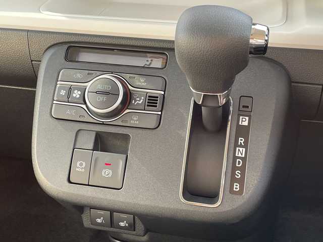 ダイハツ ムーヴ キャンバス ストライプス G 福岡県 2023(令5)年 0.1千km シャイニングホワイトパール/スムーズグレーマイカメタリック 登録時走行距離９km/シートヒーター（運転席・助手席）/両側パワースライドドア/コーナーセンサー/衝突被害軽減システム/横滑り防止装置/車線逸脱防止支援システム/ヒルスタートアシスト/カーテンエアバック/ベンチシート/エンジンスタートボタン/アイドリングストップ/スマートキー/スペアキー1本/キーレスエントリー/純正LEDヘッドライト/オートライト/説明書/保証書