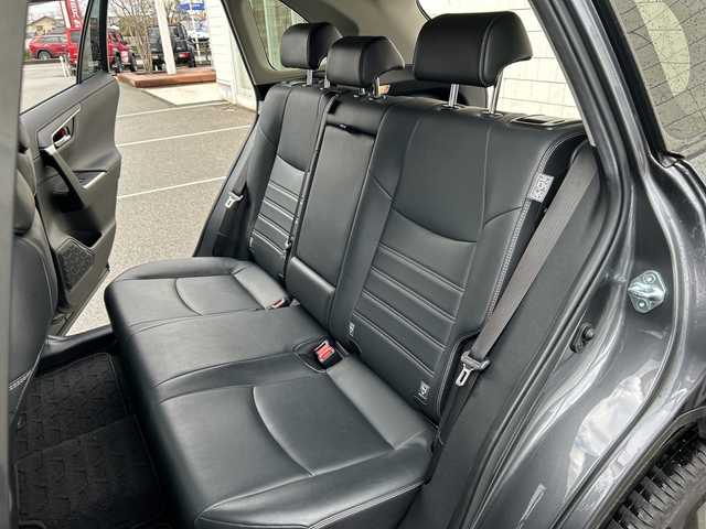 トヨタ ＲＡＶ４ G Zパッケージ 富山県 2020(令2)年 5.5万km グレーメタリック 純正９型ディスプレイオーディオ/フルセグＴＶ／ナビ/デジタルインナーミラー/全方位カメラ/バックカメラ/レーダークルーズコントロール/プリクラッシュセーフティ/合皮シート/シートヒーター/ステアリングヒーター/ＬＥＤライト/フォグランプ/ダウンヒルアシストコントロール/純正AW19インチ/運転席パワーシート/ブレーキホールド/電動パーキング/保証書有り
