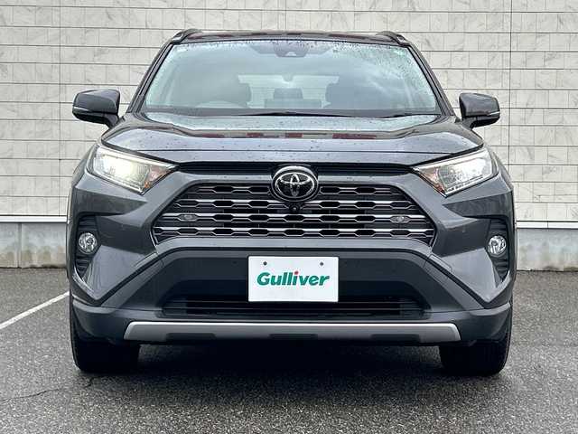 トヨタ ＲＡＶ４ G Zパッケージ 富山県 2020(令2)年 5.5万km グレーメタリック 純正９型ディスプレイオーディオ/フルセグＴＶ／ナビ/デジタルインナーミラー/全方位カメラ/バックカメラ/レーダークルーズコントロール/プリクラッシュセーフティ/合皮シート/シートヒーター/ステアリングヒーター/ＬＥＤライト/フォグランプ/ダウンヒルアシストコントロール/純正AW19インチ/運転席パワーシート/ブレーキホールド/電動パーキング/保証書有り