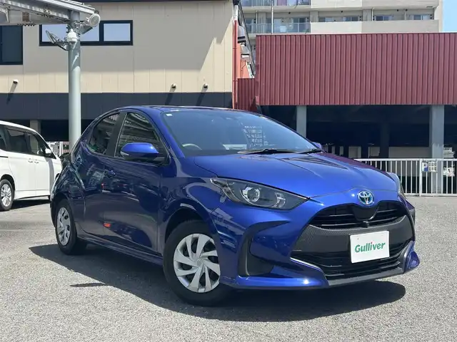 トヨタ ヤリス ハイブリッド G 神奈川県 2020(令2)年 3.3万km ダークブルーマイカM ワンオーナー/純正ナビ/BT/フルセグTV/クルーズコントロール追従機能付き/レーントレーシングアシスト/ロードサインアシスト/プリクラッシュセーフティ/パーキングサポートブレーキ/クリアランスソナー/バック/サイド/フロンカメラ/イモビライザーシステム/T-Connect/先行車発信告知機能/サイド/カーテンエアバック/TOYOTA AUTO ALARM/前後ドラレコ/ETC/オールオートパワーウィンドウ/集中ドアロック/USB付/ウィンカーミラー/スペアタイヤ/保証書/取説