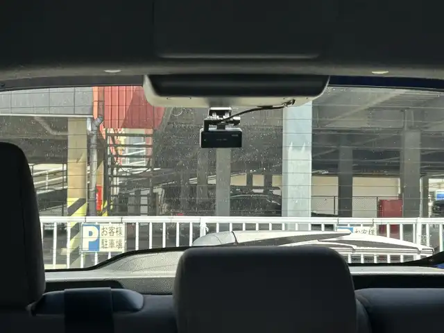トヨタ ヤリス ハイブリッド G 神奈川県 2020(令2)年 3.3万km ダークブルーマイカM ワンオーナー/純正ナビ/BT/フルセグTV/クルーズコントロール追従機能付き/レーントレーシングアシスト/ロードサインアシスト/プリクラッシュセーフティ/パーキングサポートブレーキ/クリアランスソナー/バック/サイド/フロンカメラ/イモビライザーシステム/T-Connect/先行車発信告知機能/サイド/カーテンエアバック/TOYOTA AUTO ALARM/前後ドラレコ/ETC/オールオートパワーウィンドウ/集中ドアロック/USB付/ウィンカーミラー/スペアタイヤ/保証書/取説