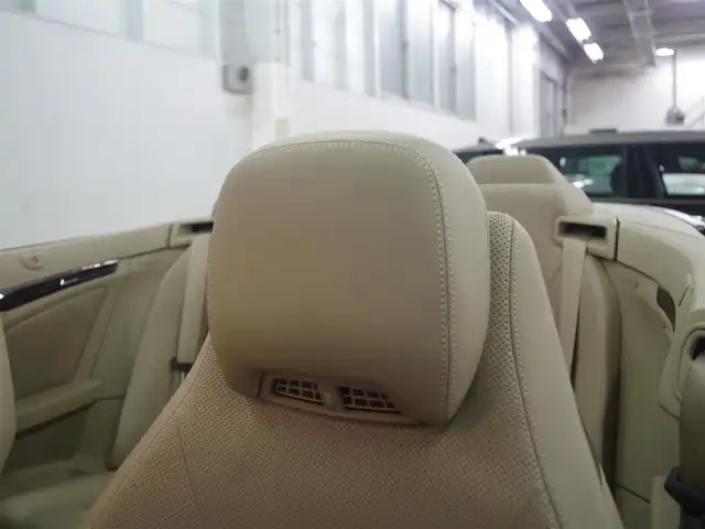 メルセデス・ベンツ Ｅ３５０ カブリオレ 兵庫県 2010(平22)年 4.8万km ダイヤモンドホワイト 左ハンドル/純正ナビ/バックカメラ/本革シート/シートヒーター/ベンチレーター/エアスカーフ/クルーズコントロール/フルセグTV/レーダー/パワーシート/オートエアコン/オートライト/ETC/スマートキー