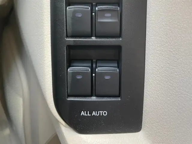 トヨタ ランドクルーザー プラド TX 青森県 2023(令5)年 1.7万km ホワイトパールクリスタルシャイン 4WD/ワンオーナー/トヨタセーフティーセンス/・プリクラッシュ/・レーンキープアシスト/・追従クルーズコントロール/・オートマチックハイビーム/・ロードサインアシスト/社外ディスプレイオーディオ/[AM/FM/DVD/CD/USB/BT/AUX]/バックカメラ/社外ドライブレコーダー/フォグランプ/ハーフレザー/シートヒーター/ETC/サンルーフ/コーナーセンサー/エアバッグダブル＋カーテンエアバッグ/純正アルミホイール/ステアリングスイッチ/横滑り防止機能/シガーソケット/スタッドレスタイヤ積み込み/取扱説明書