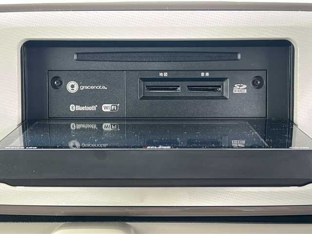 ダイハツ ムーヴ キャンバス G メイクアップ SA Ⅲ 京都府 2018(平30)年 4.8万km パールホワイトⅢ/ナチュラルベージュマイカメタリック 2トーン ワンオーナー/社外SDナビ /ECLIPSE/AVN-R8W/フルセグTV/Bluetooth/CD/DVD/USB/AUX/SDミュージックサーバー/スマートアシスト3/衝突回避支援ブレーキ/車線逸脱警報/誤発進抑制制御/先行車発進お知らせ機能/オートハイビーム/社外１６インチAW /　(WORK/SEEKER)/両側パワースライドドア　/レーンキープ　/LEDライト/オートマチックハイビーム　/前後コーナーセンサー　/アイドリングストップ　/バックカメラ　　/前席ベンチシート/スマートキー/ＥＴＣ/保証書
