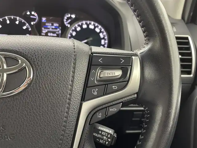 トヨタ ランドクルーザー プラド TX Lパッケージ 熊本県 2019(平31)年 5万km ブラック 4WD/禁煙車/サンルーフ/純正メモリナビ【NSZT-Y68T】/　フルセグTV/Bluetooth/CD/DVD/USB/HDMI/レーダークルーズコントロール/前席パワーシート/レザーシート/前席シートヒーター/前席エアシート/衝突被害軽減ブレーキ/レーンキープアシスト/前後コーナーセンサー/バックモニター/ビルトインETC/横滑り防止装置/オートマチックハイビーム/LEDヘッドライト/オートライト/ステアリングスイッチ/レザーステアリング/サブウーファー/スマートキー/プッシュスタート