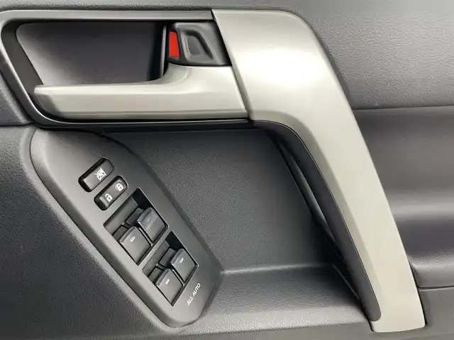 トヨタ ランドクルーザー プラド TX Lパッケージ 熊本県 2019(平31)年 5万km ブラック 4WD/禁煙車/サンルーフ/純正メモリナビ【NSZT-Y68T】/　フルセグTV/Bluetooth/CD/DVD/USB/HDMI/レーダークルーズコントロール/前席パワーシート/レザーシート/前席シートヒーター/前席エアシート/衝突被害軽減ブレーキ/レーンキープアシスト/前後コーナーセンサー/バックモニター/ビルトインETC/横滑り防止装置/オートマチックハイビーム/LEDヘッドライト/オートライト/ステアリングスイッチ/レザーステアリング/サブウーファー/スマートキー/プッシュスタート