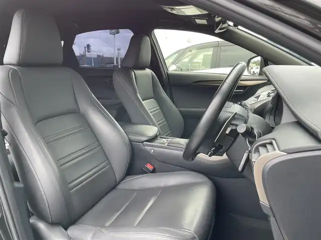 レクサス ＮＸ 300 ブロンズエディション 香川県 2020(令2)年 4.5万km グラファイトブラックガラスフレーク 登録時走行距離44535km/レクサスセーフティーシステム/全方位カメラ/パノラマルーフ/ヘッドアップディスプレイ/レーダークルーズコントロール/パワーシート/シートヒーター/ステアリングヒーター/ブラインドスポットモニター/純正ナビ/フルセグTV/ETC2.0/ドラレコ前後/コーナーセンサー/オートライト/オートエアコン/プッシュスタート/スマートキー