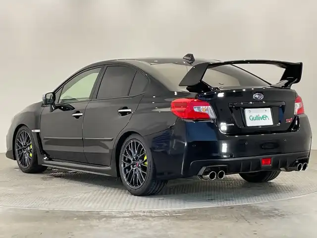 スバル ＷＲＸ ＳＴＩ STI 栃木県 2017(平29)年 2.1万km クリスタルブラックシリカ 4WD/ターボ/社外ナビ(AVIC-RL802)/(フルセグTV・Bluetooth・SD・CD・DVD)/バック・フロント・サイドカメラ/STiイエローキャリパー/車高調/四本出しマフラー/アイサイト/・衝突軽減システム/・レーンキープアシスト/・前後コーナーセンサー/ブラインドスポットモニター/オービスレーダー/前後ドライブレコーダー/ETC/ハーフレザーシート/前席シートヒーター/純正ラバーフロアマット/取扱説明書/保証書