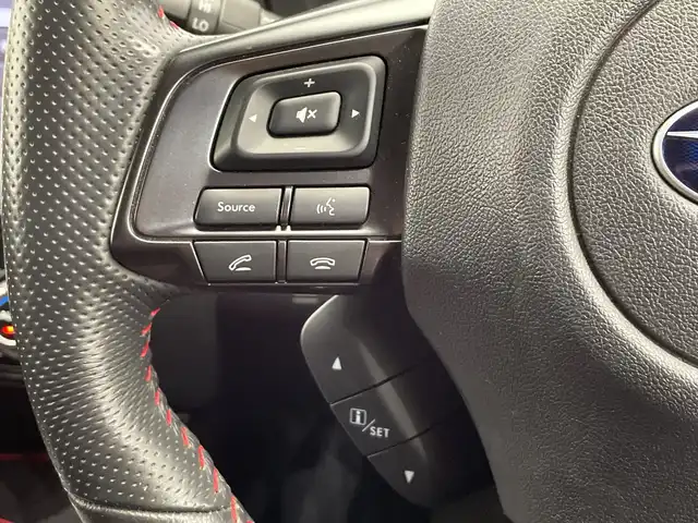 スバル ＷＲＸ ＳＴＩ STI 栃木県 2017(平29)年 2.1万km クリスタルブラックシリカ 4WD/ターボ/社外ナビ(AVIC-RL802)/(フルセグTV・Bluetooth・SD・CD・DVD)/バック・フロント・サイドカメラ/STiイエローキャリパー/車高調/四本出しマフラー/アイサイト/・衝突軽減システム/・レーンキープアシスト/・前後コーナーセンサー/ブラインドスポットモニター/オービスレーダー/前後ドライブレコーダー/ETC/ハーフレザーシート/前席シートヒーター/純正ラバーフロアマット/取扱説明書/保証書