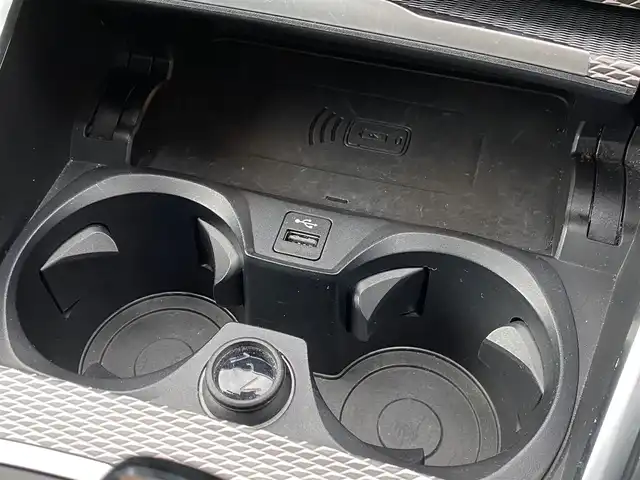 ＢＭＷ ３２０ｉ Mスポーツ 福岡県 2020(令2)年 2.4万km ミネラルグレー インテリジェントセーフティ/アダプティブクルーズコントロール/ブラインドスポットモニター/レーンキープアシスト/純正ナビ/Applecarplay/全方位カメラ/バックカメラ/Bluetooth/LEDライト/オートハイビーム/パワーバックドア　/ハーフレザーシート/前席シートヒーター/ワイヤレス充電　/純正ドラレコ　/純正１８インチアルミホイール/ミラー一体型ETC